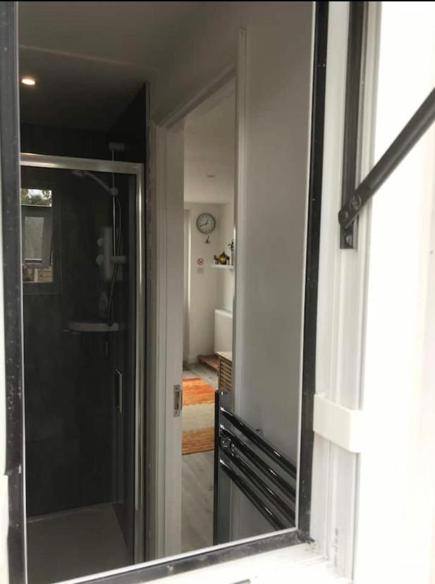 Elkstone Studio Private Hottub Pet Friendly Malvern Exterior photo
